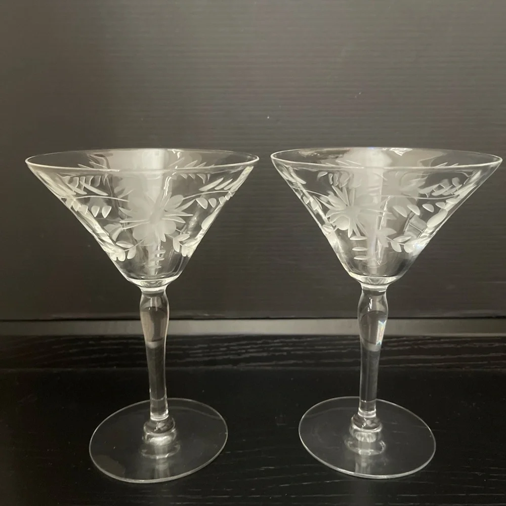 Vintage Etched Floral 6” Martini Champagne Tall Sherbet Glass Set Of 2 EUC - Picture 1 of 8